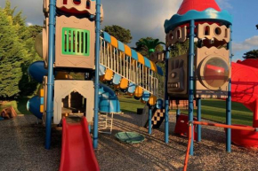 Family Fun House - Kids Nirvana on 1.5 acres!